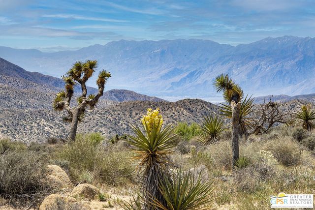53765 RIDGE Road, Yucca Valley, CA 92284
