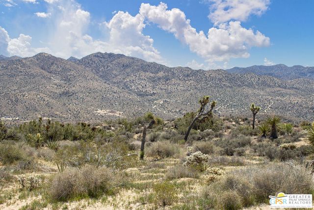 53765 RIDGE Road, Yucca Valley, CA 92284