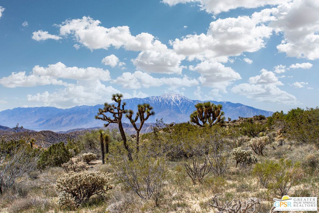 53765 RIDGE Road, Yucca Valley, CA 92284