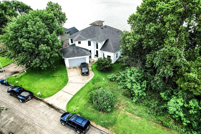 19403 Aquatic Drive, Houston, TX 77346