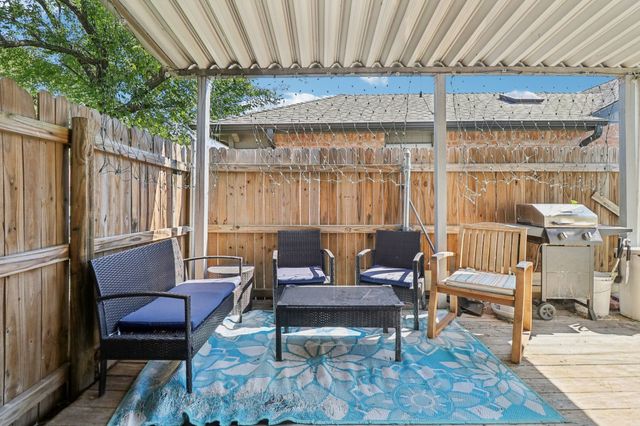 2446 E Timberview Lane, Arlington, TX 76014