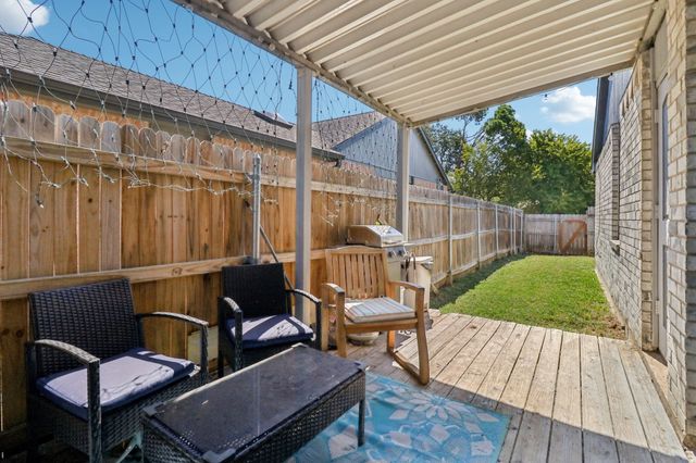 2446 E Timberview Lane, Arlington, TX 76014