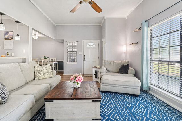 2446 E Timberview Lane, Arlington, TX 76014