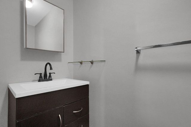 2208 Arlington Avenue, Columbus, OH 43221