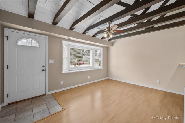 1106 Emerald Lane, Machesney Park, IL 61115