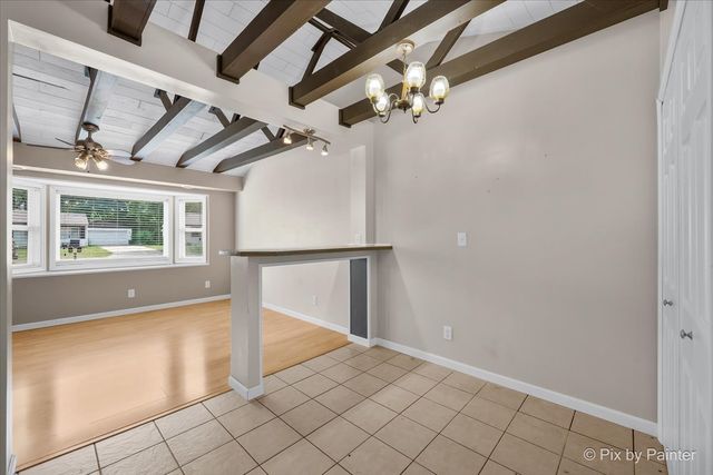 1106 Emerald Lane, Machesney Park, IL 61115
