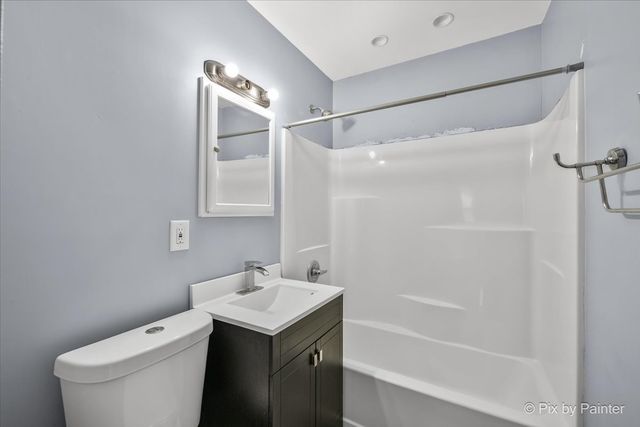 1106 Emerald Lane, Machesney Park, IL 61115