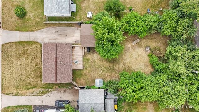 1106 Emerald Lane, Machesney Park, IL 61115