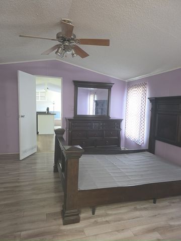 710 N Briarwood Drive N 710, Justice, IL 60458