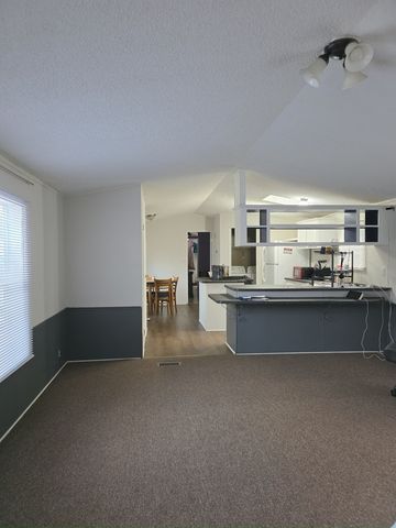 710 N Briarwood Drive N 710, Justice, IL 60458