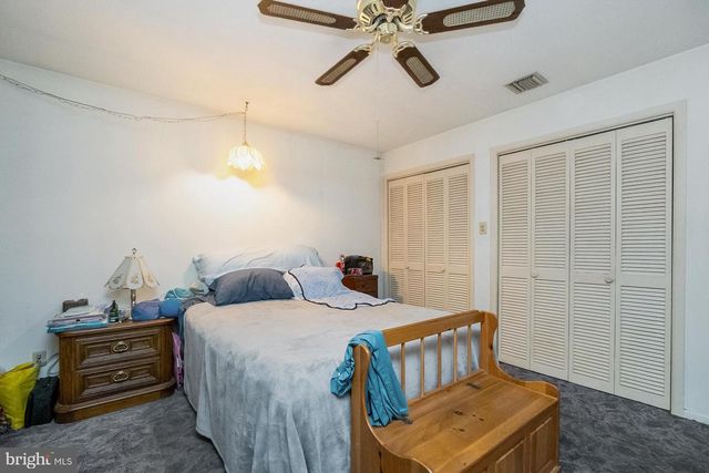2057 GROVE ST, Allentown, PA 18104