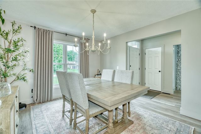 6064 Southbrook Drive, Ontario, NY 14519