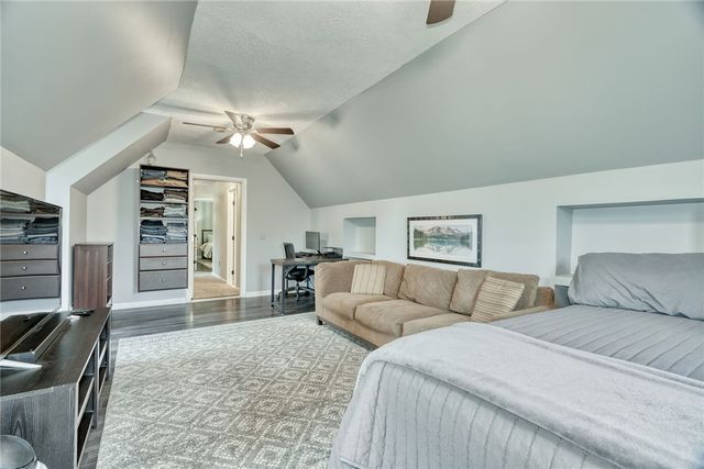 6064 Southbrook Drive, Ontario, NY 14519