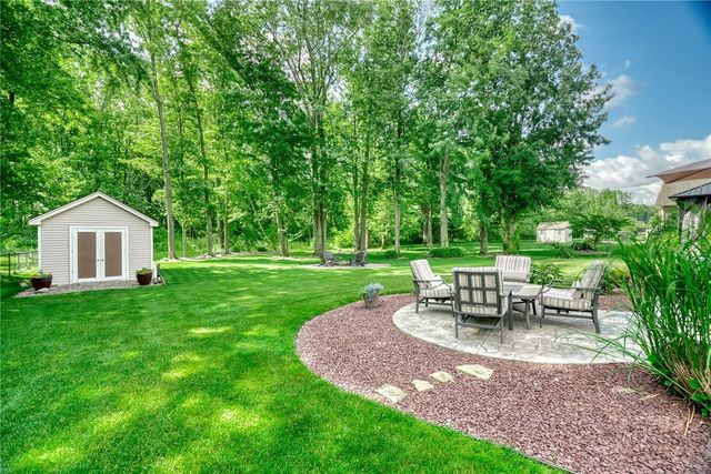 6064 Southbrook Drive, Ontario, NY 14519