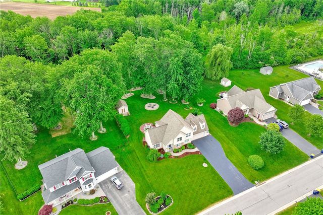 6064 Southbrook Drive, Ontario, NY 14519