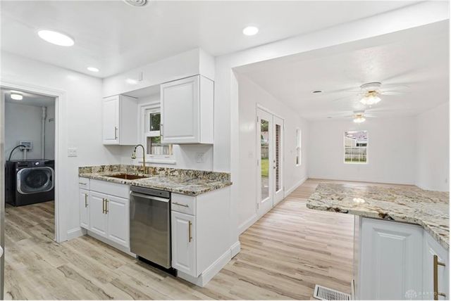 1228 Alta Vista Drive, Dayton, OH 45420
