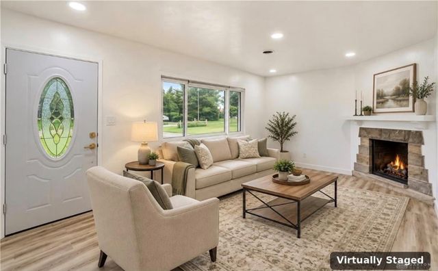 1228 Alta Vista Drive, Dayton, OH 45420