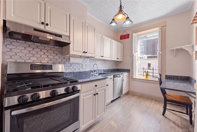 71-15 68th Street, Glendale, NY 11385