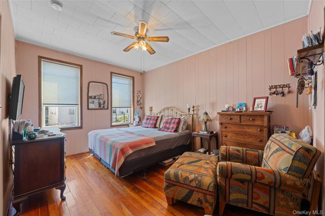 71-15 68th Street, Glendale, NY 11385