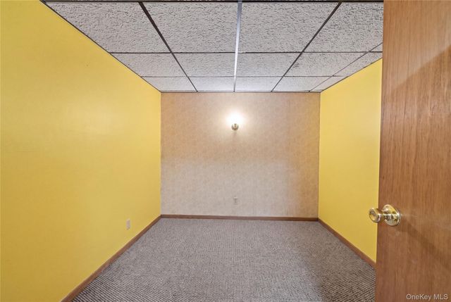 71-15 68th Street, Glendale, NY 11385