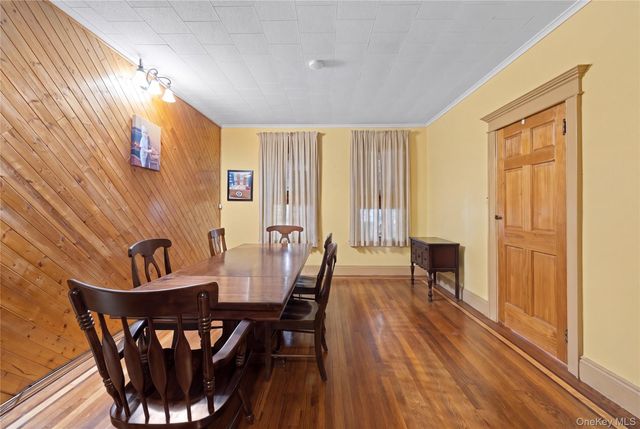 71-15 68th Street, Glendale, NY 11385