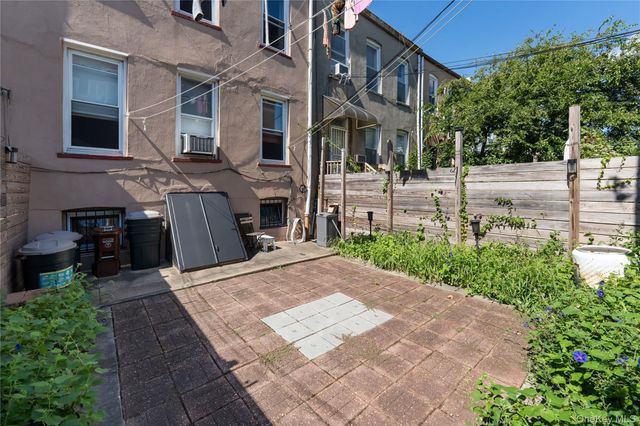 71-15 68th Street, Glendale, NY 11385