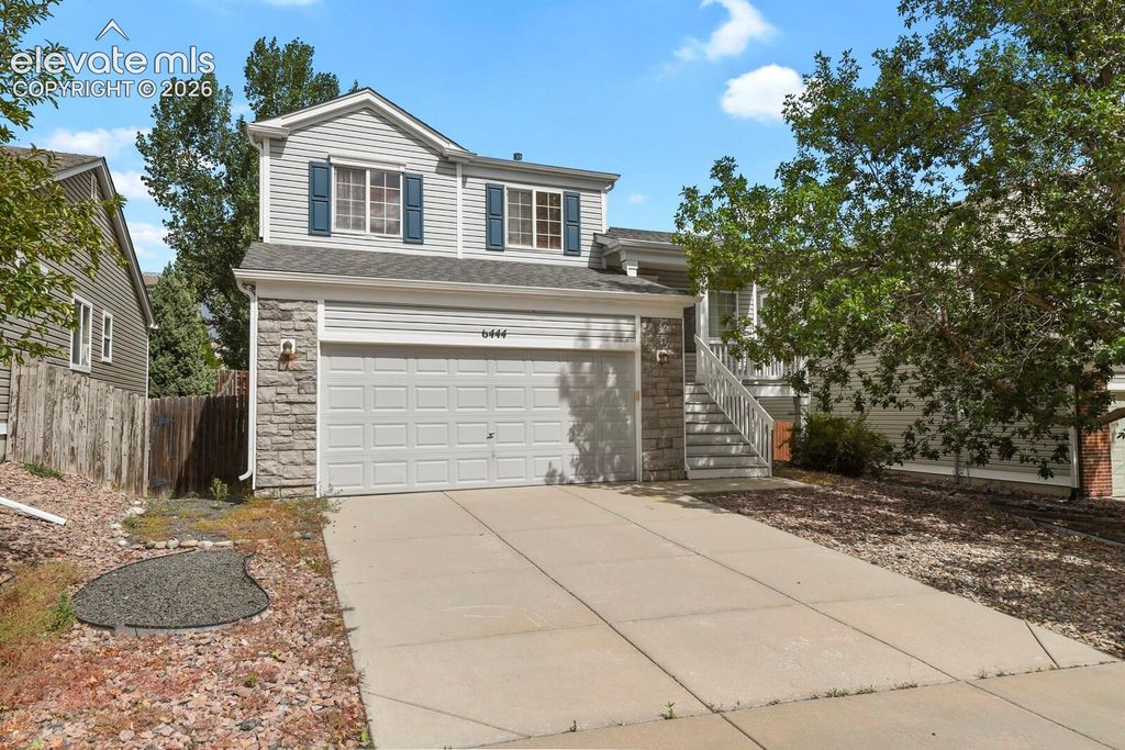 6444 Sonny Blue Drive, Colorado Springs, CO 80923 — photo 2