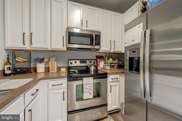 42461 ROCKROSE SQ, Brambleton, VA 20148