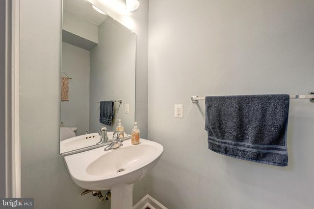 42461 ROCKROSE SQ, Brambleton, VA 20148