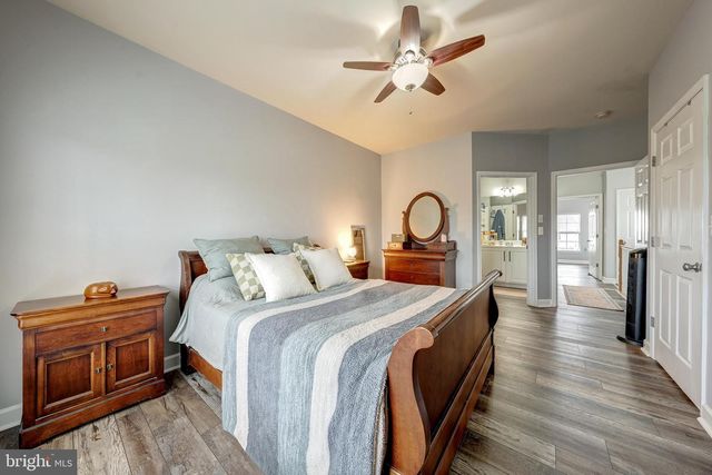 42461 ROCKROSE SQ, Brambleton, VA 20148