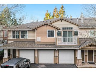 10857 Sw CANTERBURY Ln 202, Tigard, OR 97224
