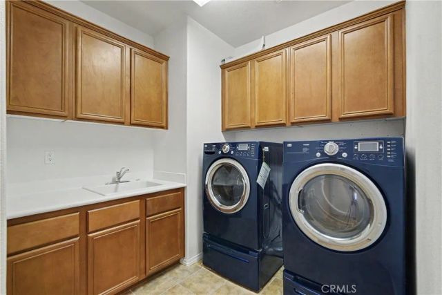 923 Denise, Redlands, CA 92374