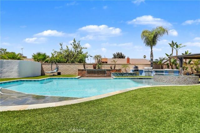 923 Denise, Redlands, CA 92374