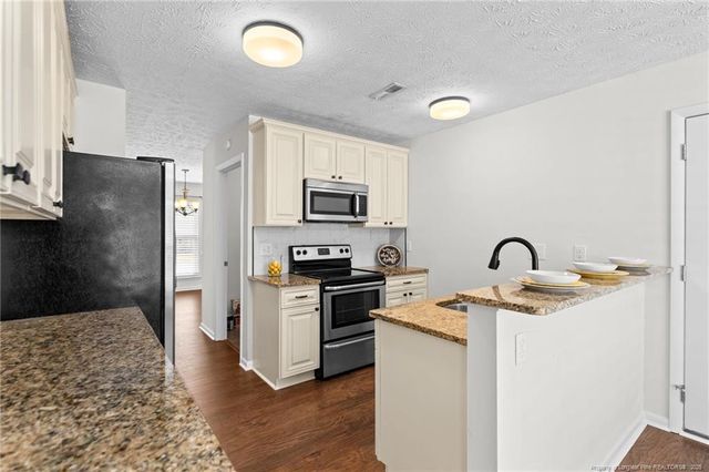 940 Brookridge Drive, Fayetteville, NC 28314