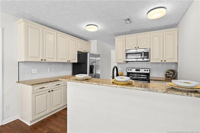 940 Brookridge Drive, Fayetteville, NC 28314