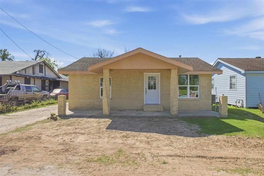 1323 Sally Mae St., Lake Charles, LA 70601