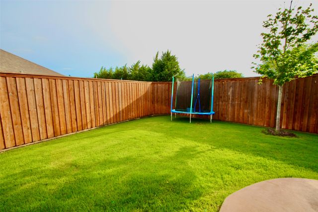 2734 Greenway Drive, Frisco, TX 75034