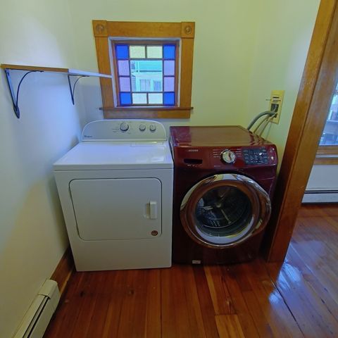 376 Grove St 1, Boston, MA 02132