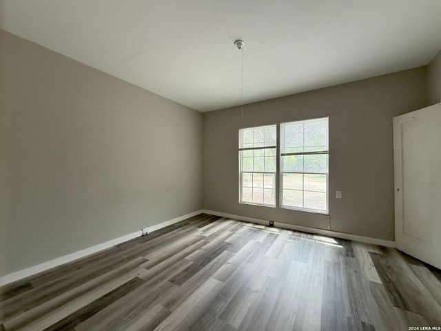 836 Avondale, San Antonio, TX 78223