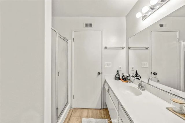5950 Imperial Highway 91, South Gate, CA 90280