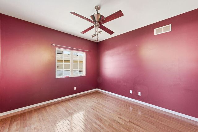 1216 Saratoga Avenue, Schererville, IN 46375