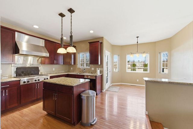 1216 Saratoga Avenue, Schererville, IN 46375