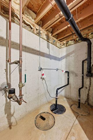 1216 Saratoga Avenue, Schererville, IN 46375