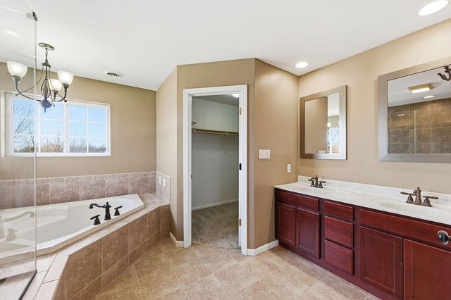 1216 Saratoga Avenue, Schererville, IN 46375