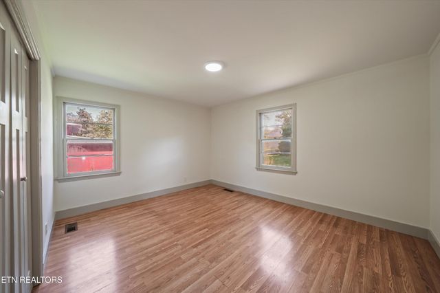 1415 Creekwood Drive, Knoxville, TN 37918