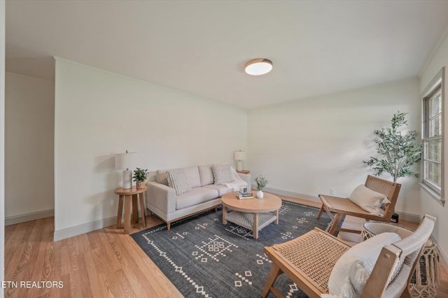 1415 Creekwood Drive, Knoxville, TN 37918
