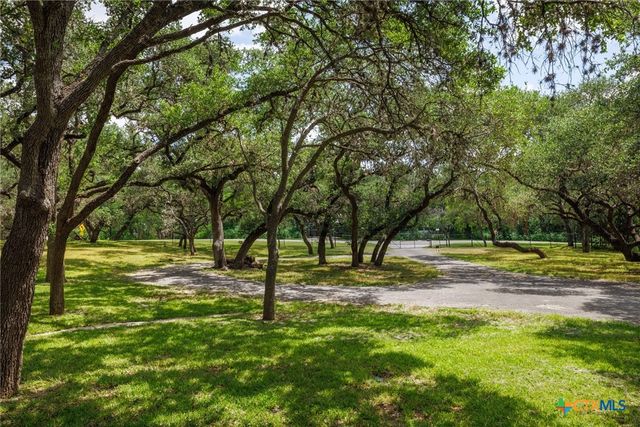 304 Hill Country Lane, San Antonio, TX 78232