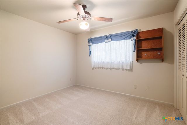 304 Hill Country Lane, San Antonio, TX 78232