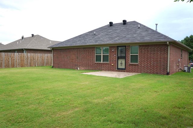 1425 Huebner Street, Conway, AR 72032