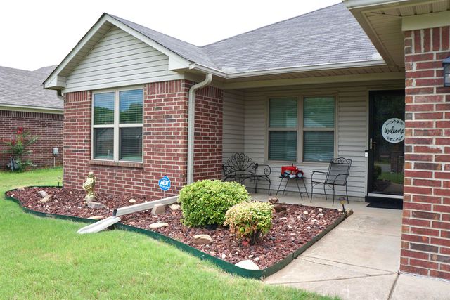 1425 Huebner Street, Conway, AR 72032